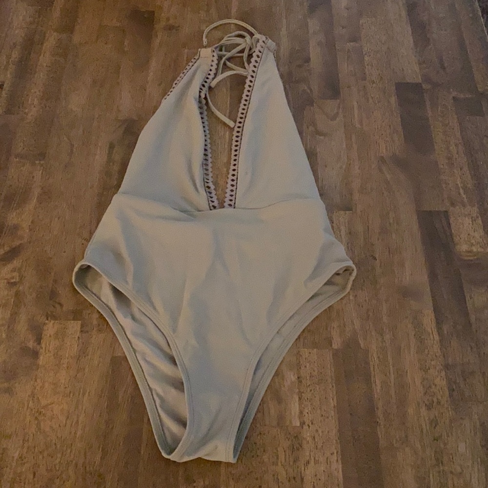 aerie high end one piece sexy bathing suit. Beautiful!